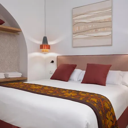 Casa Bedoya & Colors By Magno *